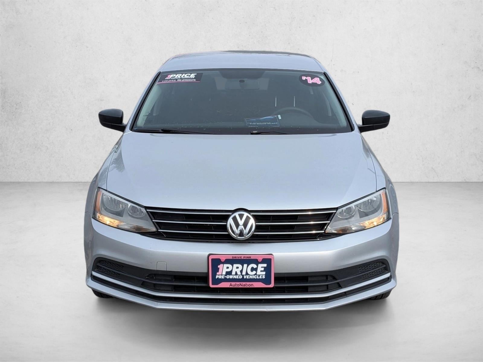 2015 Volkswagen Jetta 4dr DSG 2.0L TDI S Sedan