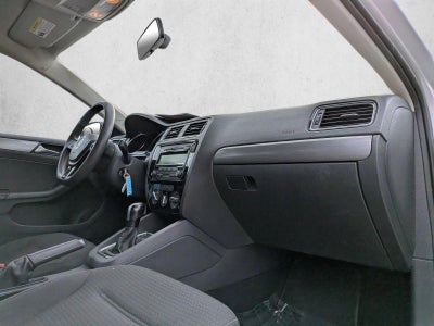2015 Volkswagen Jetta 4dr DSG 2.0L TDI S Sedan