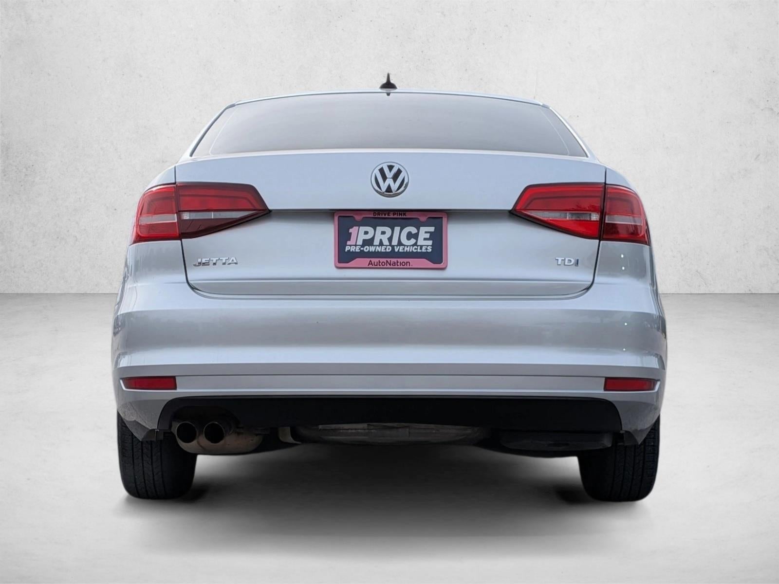 2015 Volkswagen Jetta 4dr DSG 2.0L TDI S Sedan