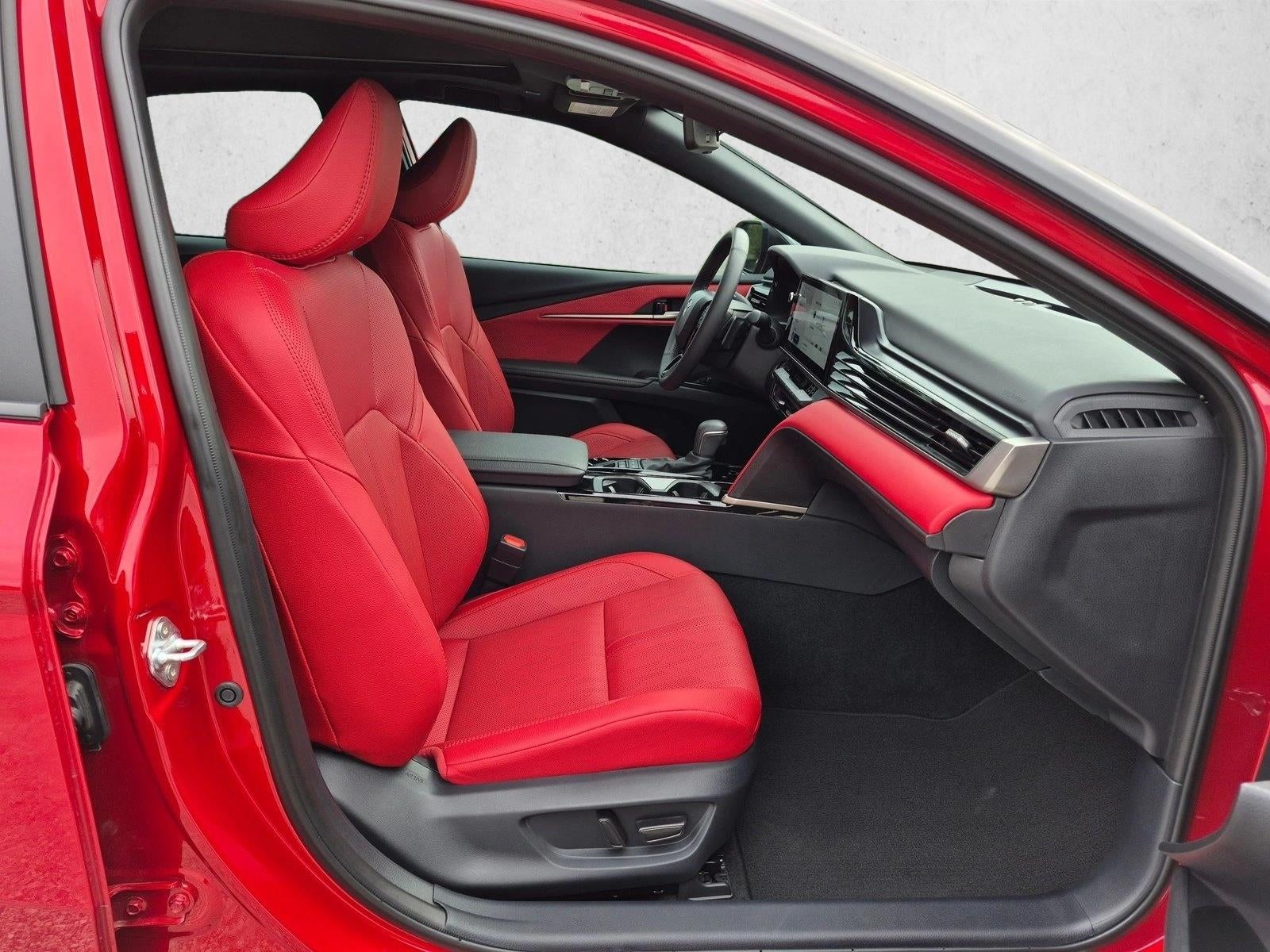 2025 Toyota Camry XSE (Natl)