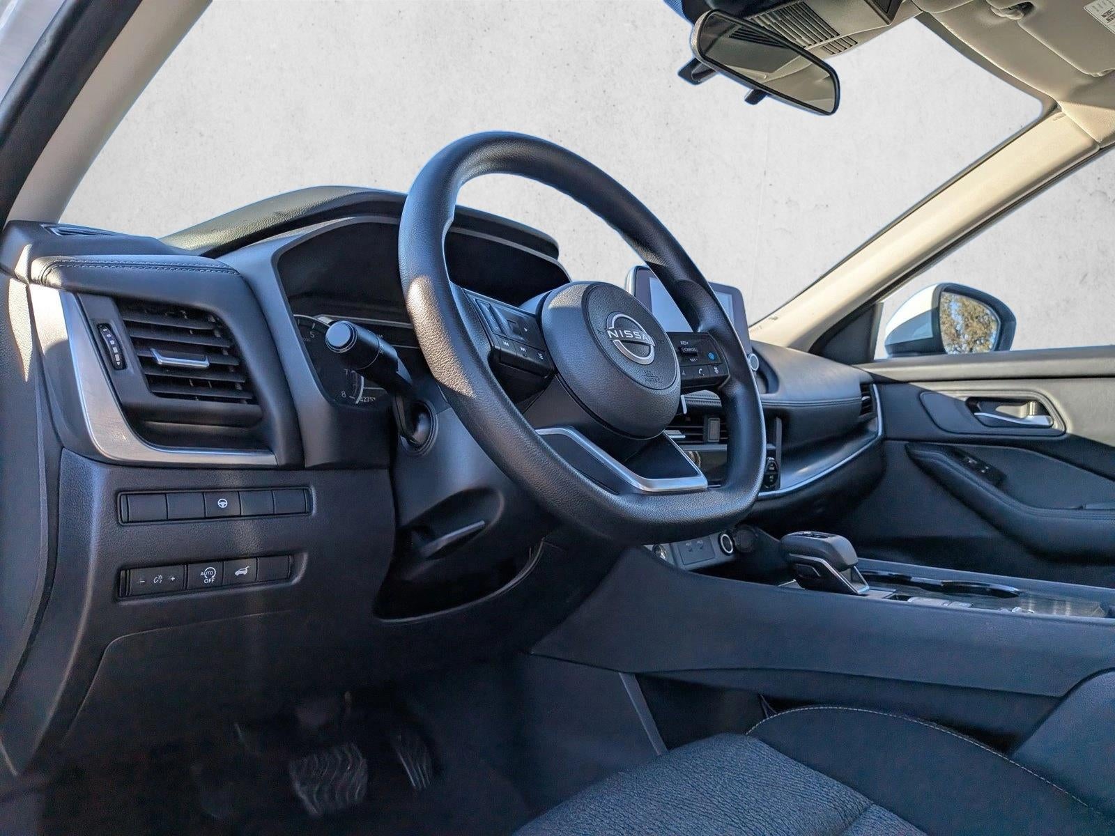 2024 Nissan Rogue FWD SV