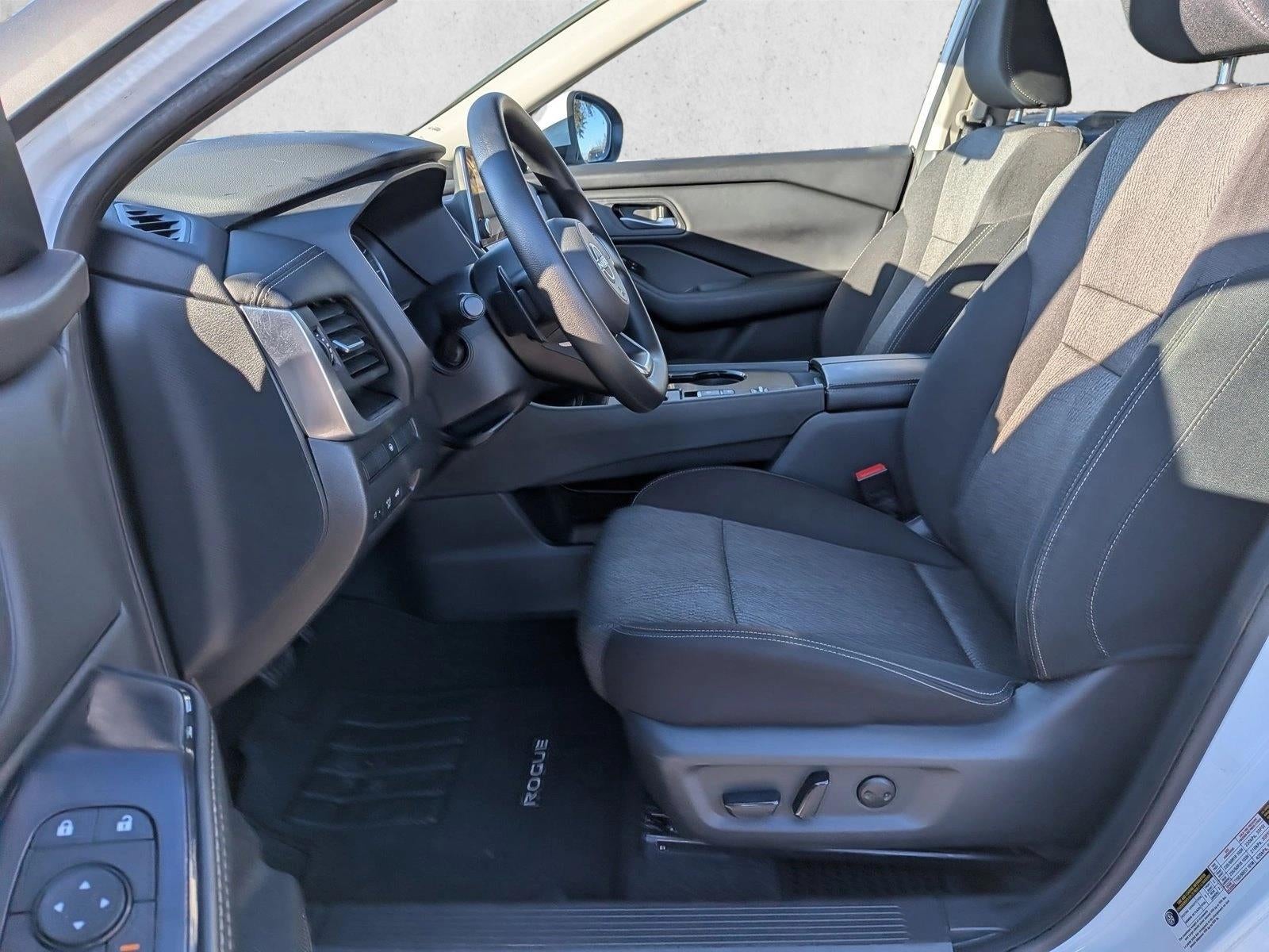 2024 Nissan Rogue FWD SV