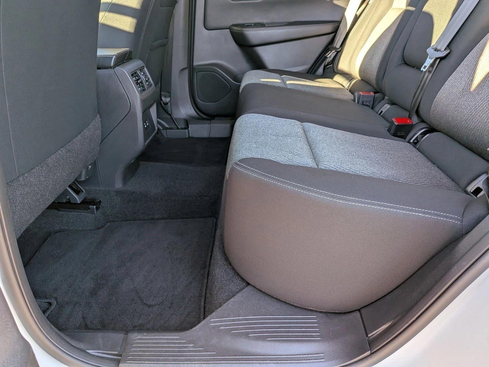 2024 Nissan Rogue FWD SV