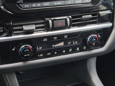 2025 Nissan Pathfinder SV 2WD