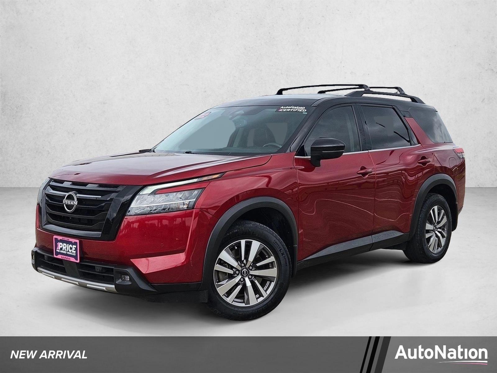 2022 Nissan Pathfinder SL 2WD