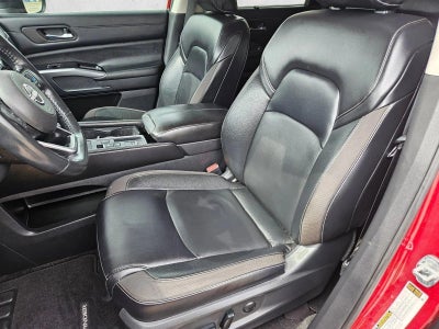 2022 Nissan Pathfinder SL 2WD