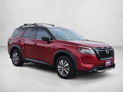 2022 Nissan Pathfinder SL 2WD
