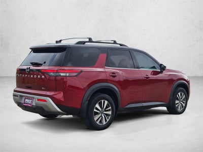 2022 Nissan Pathfinder SL 2WD