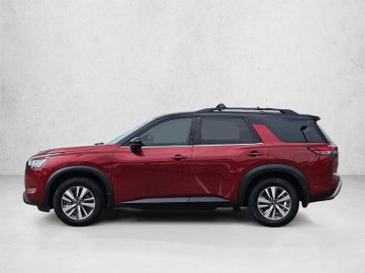 2022 Nissan Pathfinder SL 2WD