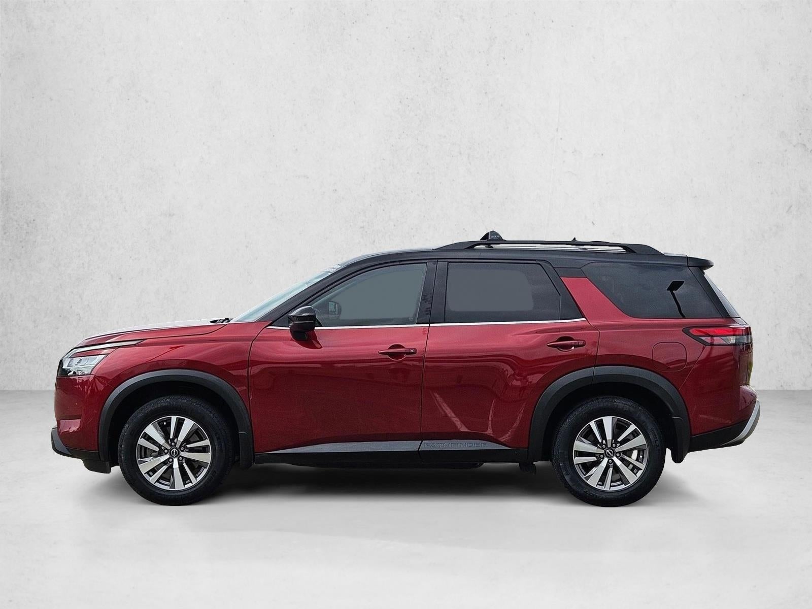 2022 Nissan Pathfinder SL 2WD