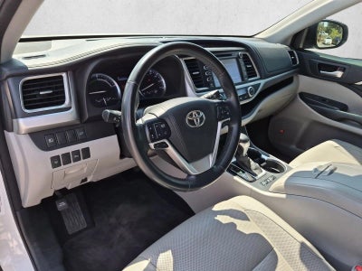 2017 Toyota Highlander Hybrid Hybrid Limited V6 AWD (Natl)