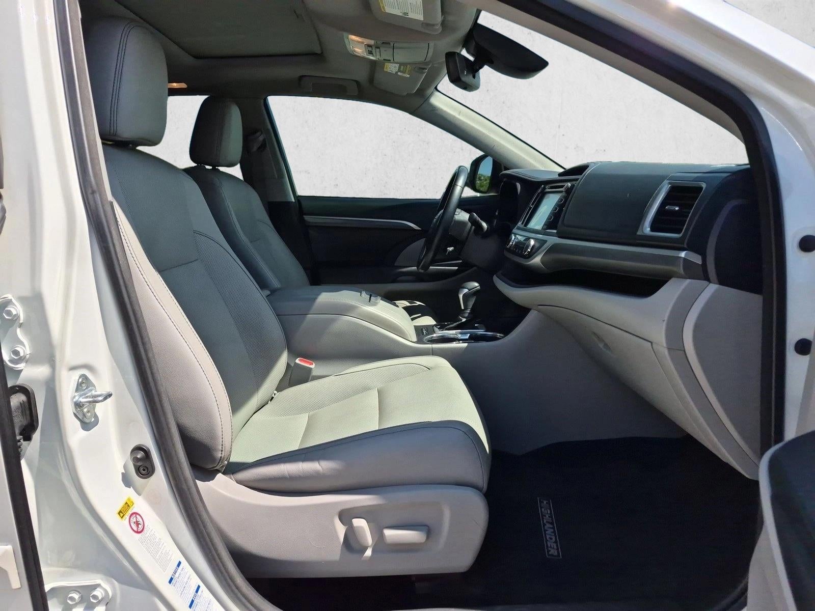 2017 Toyota Highlander Hybrid Hybrid Limited V6 AWD (Natl)