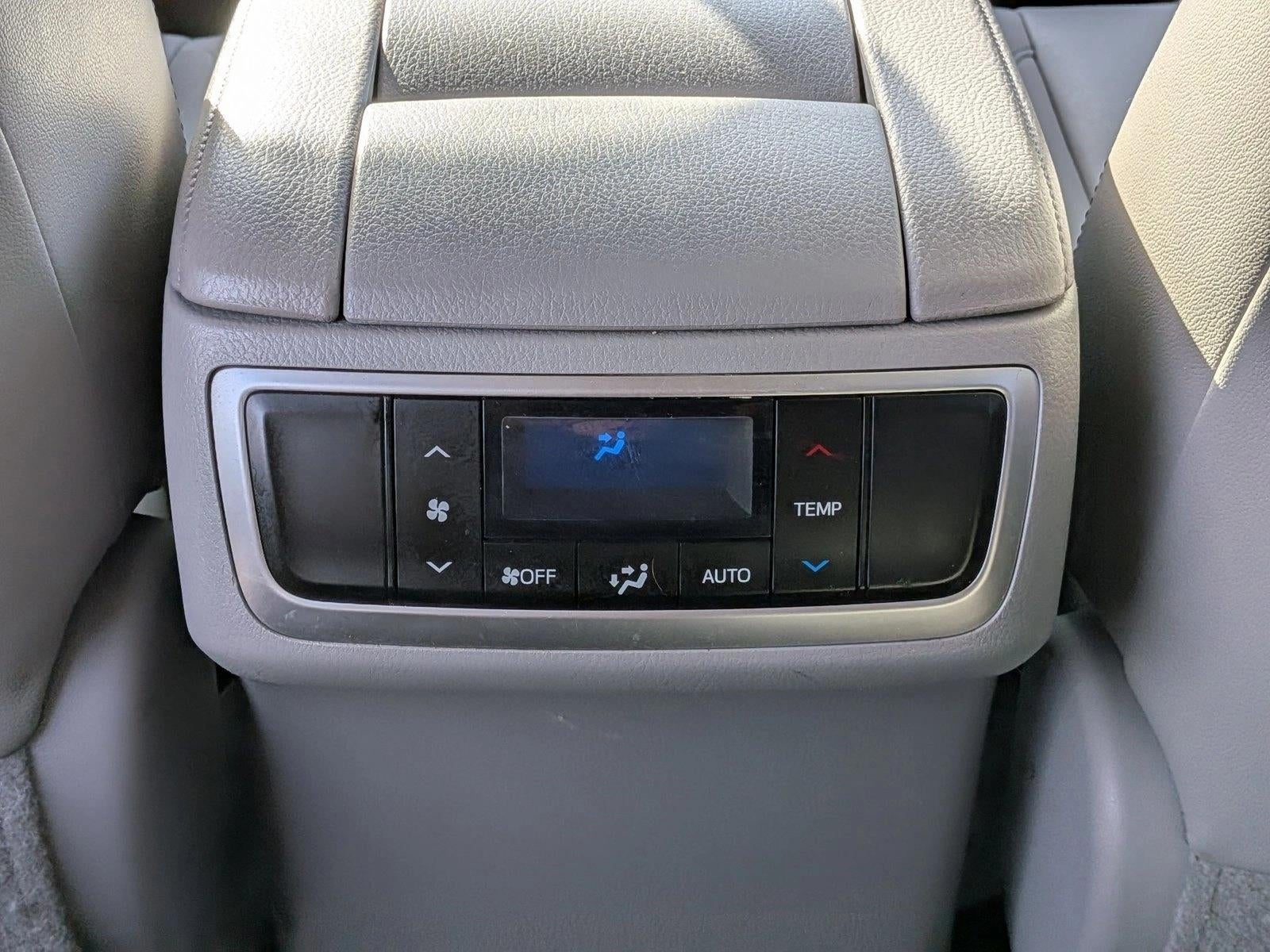 2019 Toyota Highlander XLE V6 AWD (Natl)