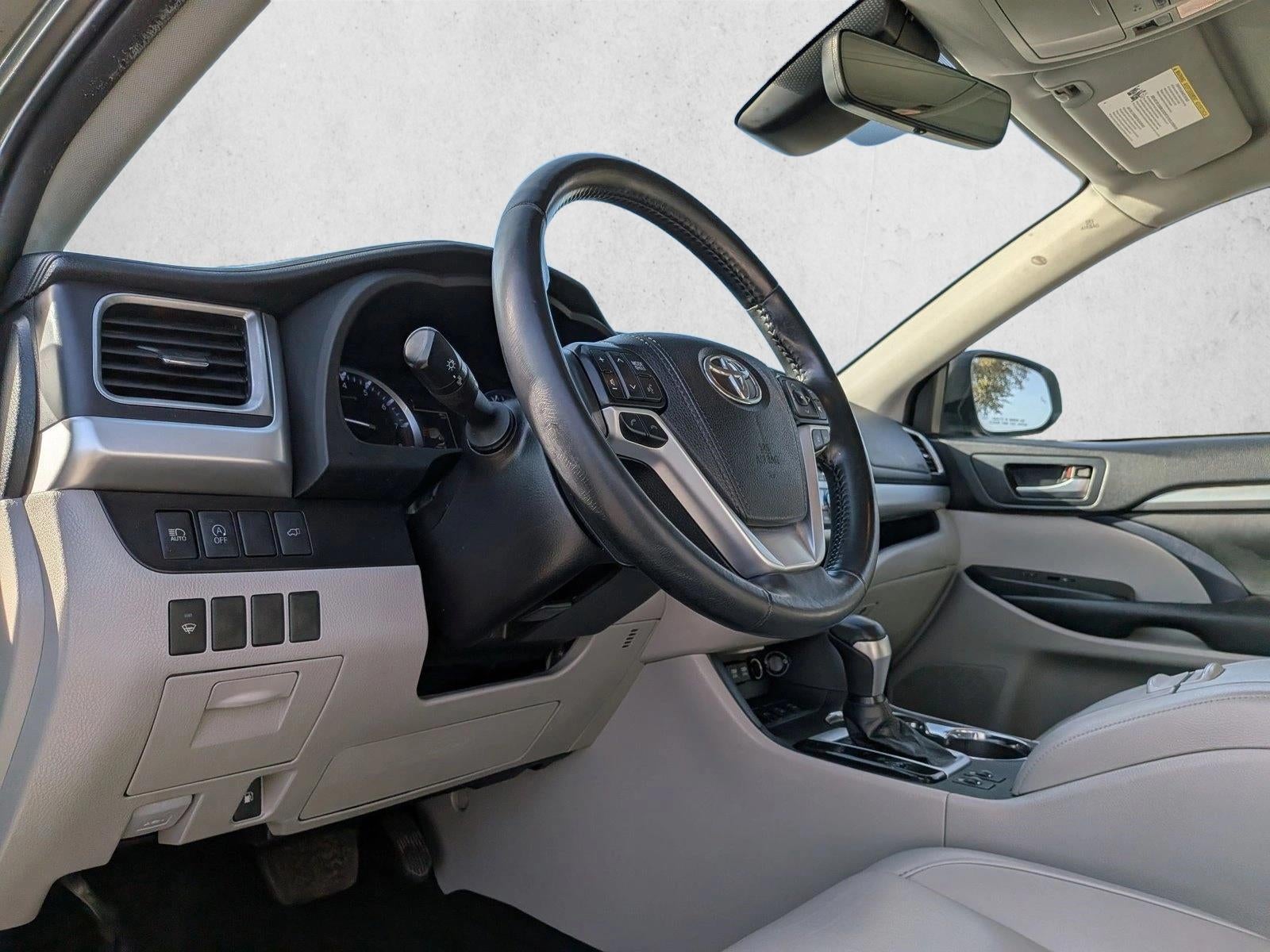 2019 Toyota Highlander XLE V6 AWD (Natl)