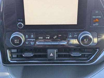 2023 Toyota Highlander LE FWD (GS)