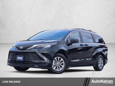 2026 Toyota Sienna LE FWD 8-Passenger (Natl)