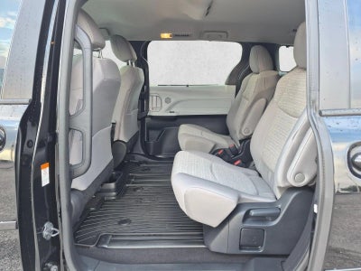 2026 Toyota Sienna LE FWD 8-Passenger (Natl)