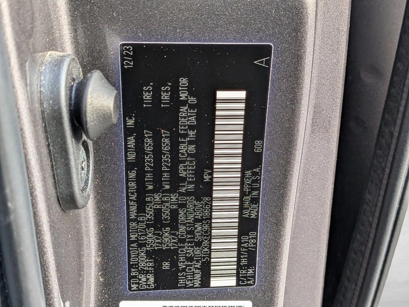 2024 Toyota Sienna LE FWD 8-Passenger (Natl)