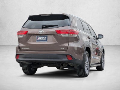 2017 Toyota Highlander XLE V6 FWD (Natl)