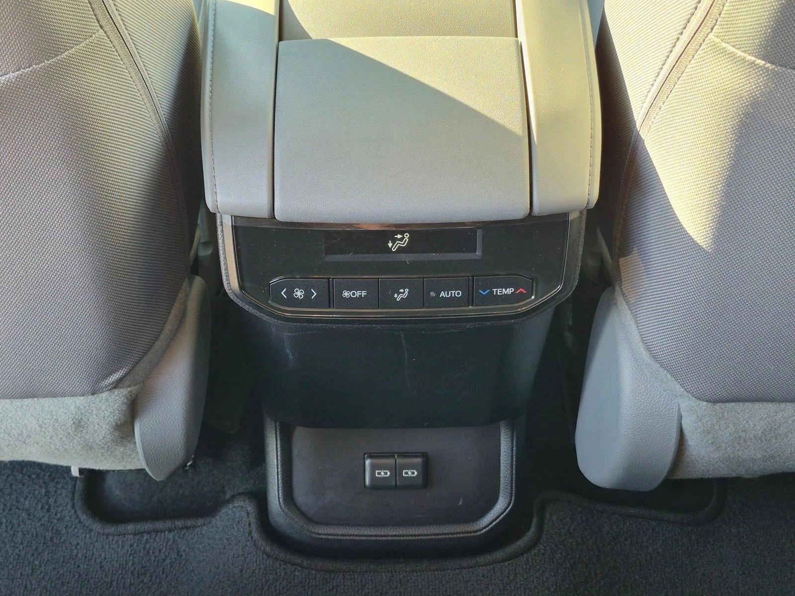 2024 Toyota Highlander Hybrid Hybrid LE FWD (Natl)