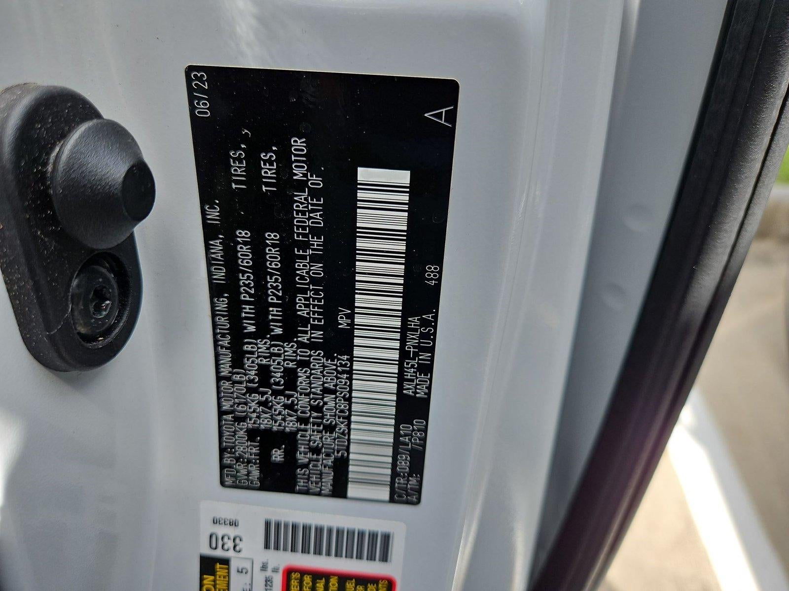 2023 Toyota Sienna Limited AWD 7-Passenger (GS)