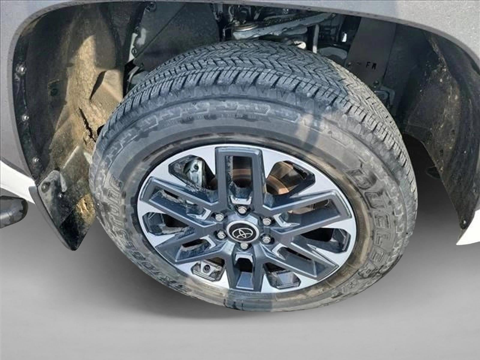 2024 Toyota Tundra 4WD 4WD Limited CrewMax 5.5' Bed (Natl)