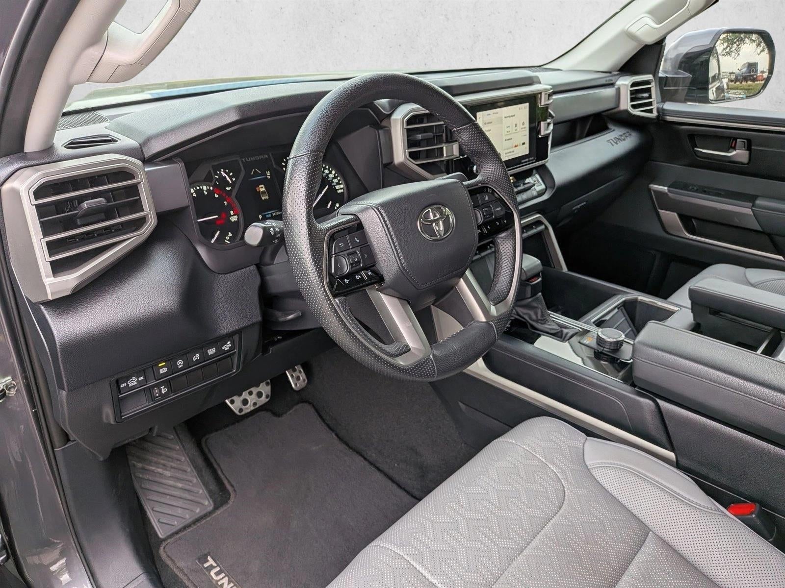 2022 Toyota Tundra 2WD 2WD SR5 CrewMax 5.5' Bed (SE)