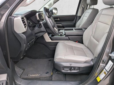 2022 Toyota Tundra 2WD 2WD SR5 CrewMax 5.5' Bed (SE)