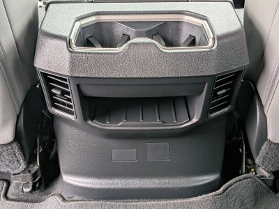 2022 Toyota Tundra 2WD 2WD SR5 CrewMax 5.5' Bed (SE)