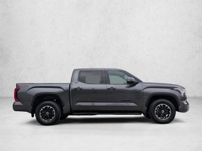2022 Toyota Tundra 2WD 2WD SR5 CrewMax 5.5' Bed (SE)