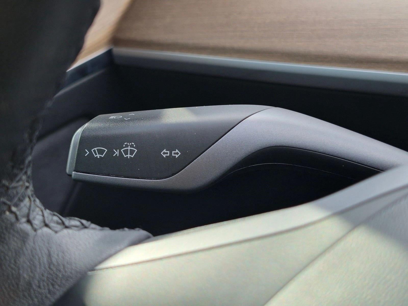 2021 Tesla Model 3 Standard Range Plus RWD
