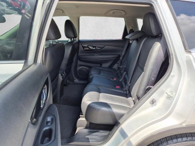 2017 Nissan Rogue FWD SL