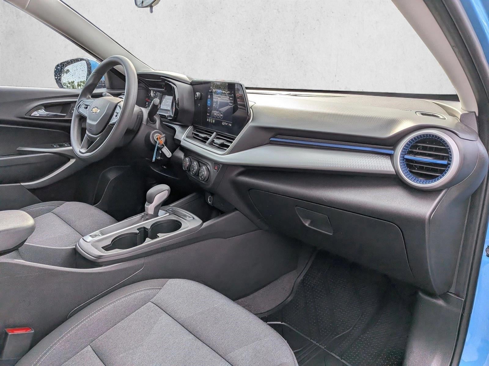 2025 Chevrolet Trax FWD 4dr LS