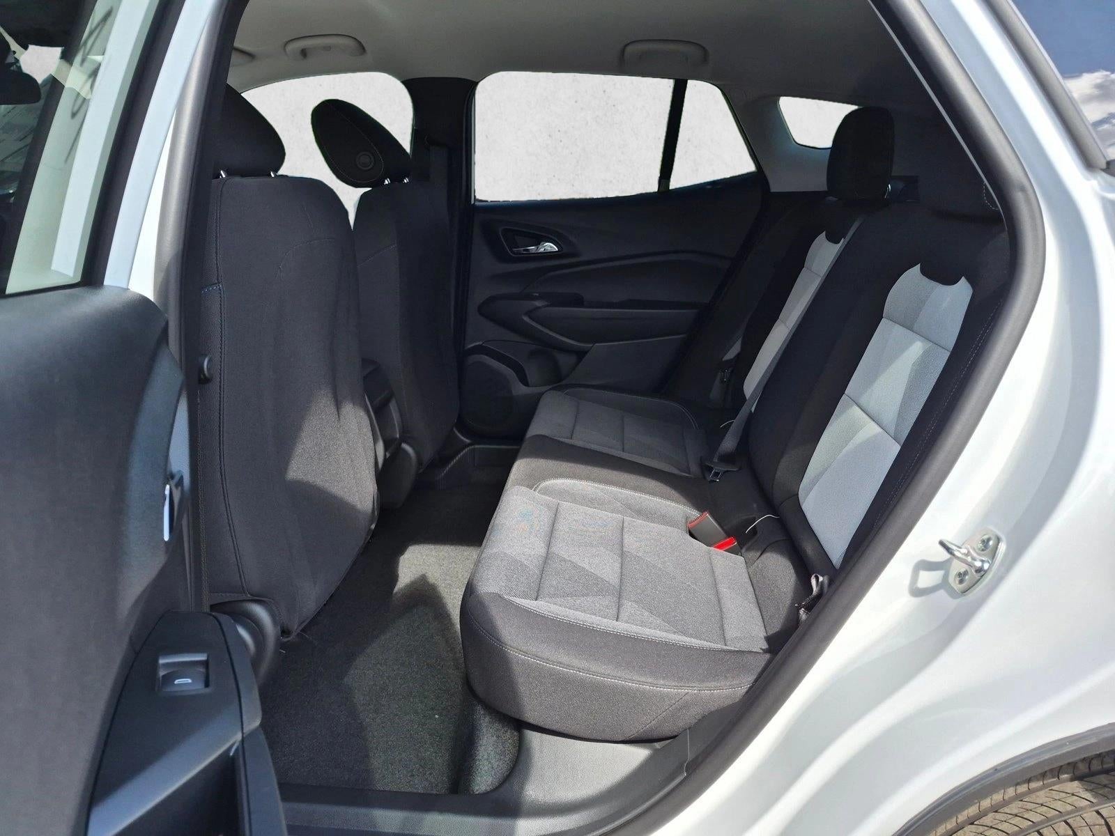 2026 Chevrolet Trax FWD 4dr LS
