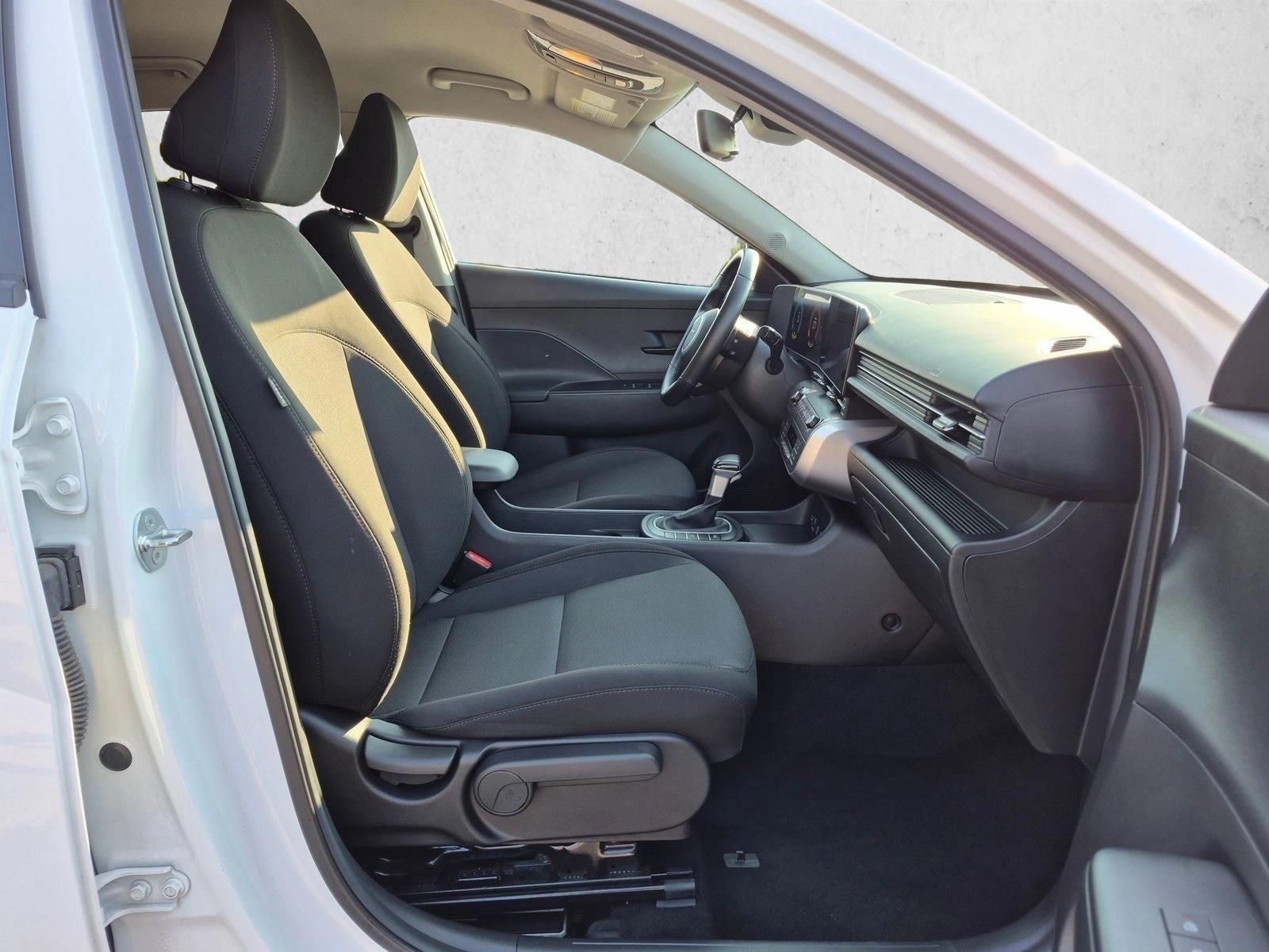 2025 Hyundai Kona SEL FWD