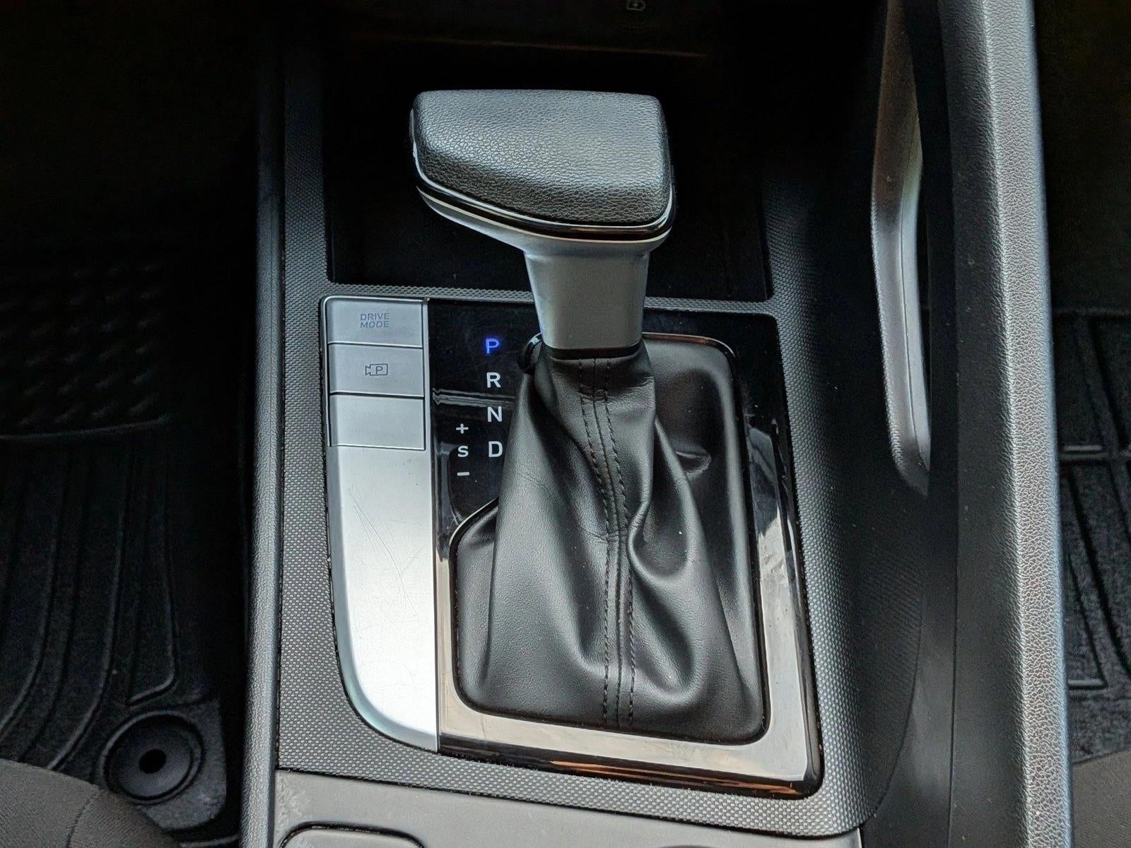 2023 Hyundai Elantra SEL IVT