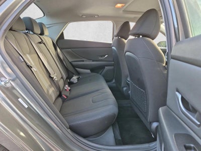 2025 Hyundai Elantra SEL Convenience IVT