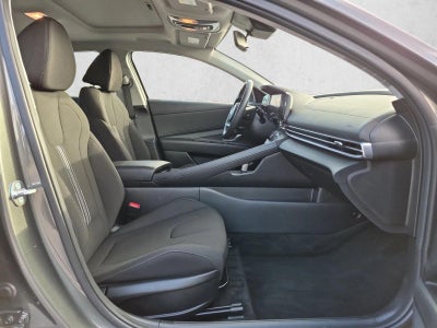 2025 Hyundai Elantra SEL Convenience IVT