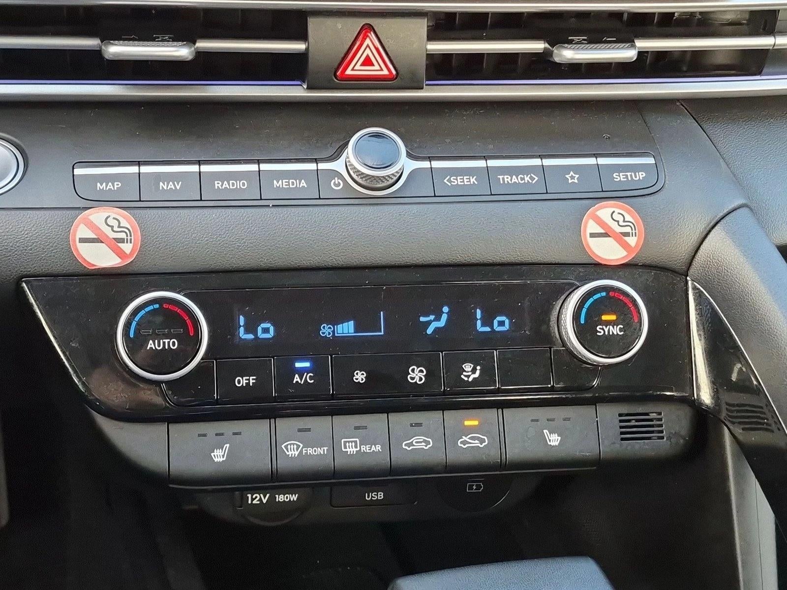 2025 Hyundai Elantra SEL Convenience IVT