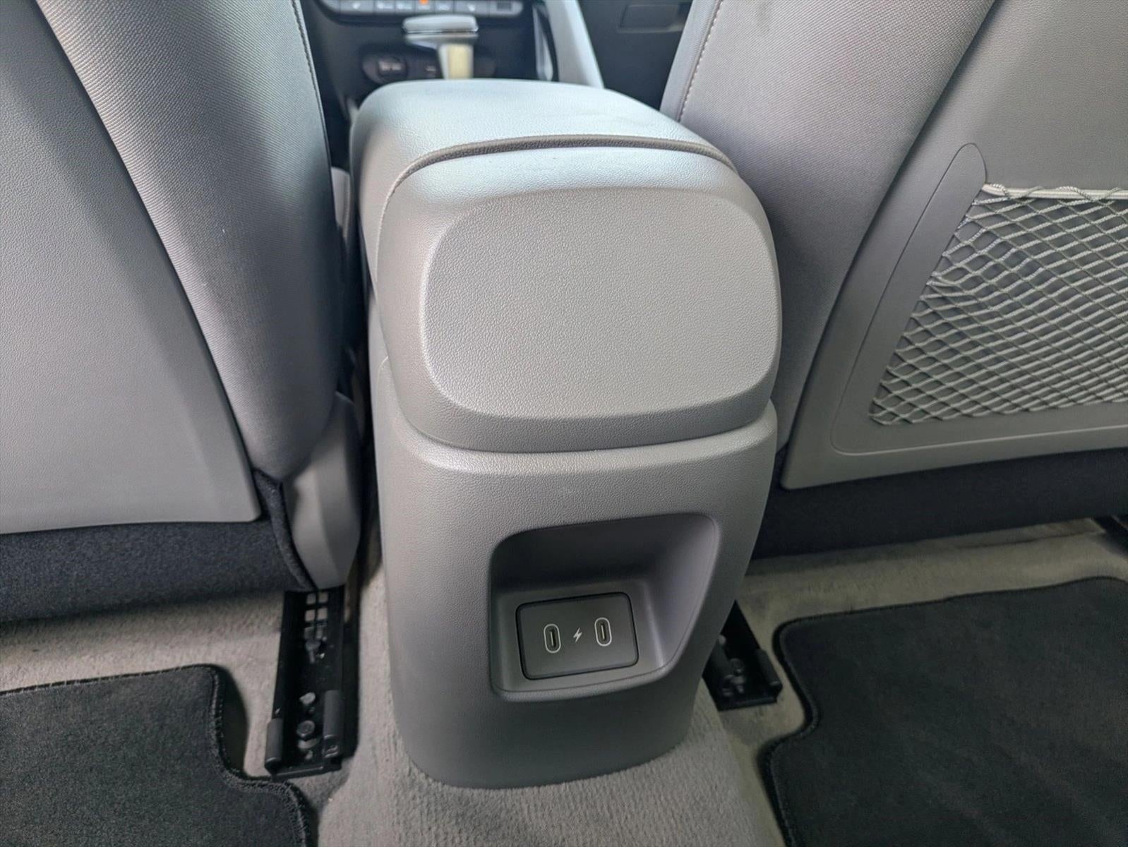 2024 Hyundai Elantra SEL IVT