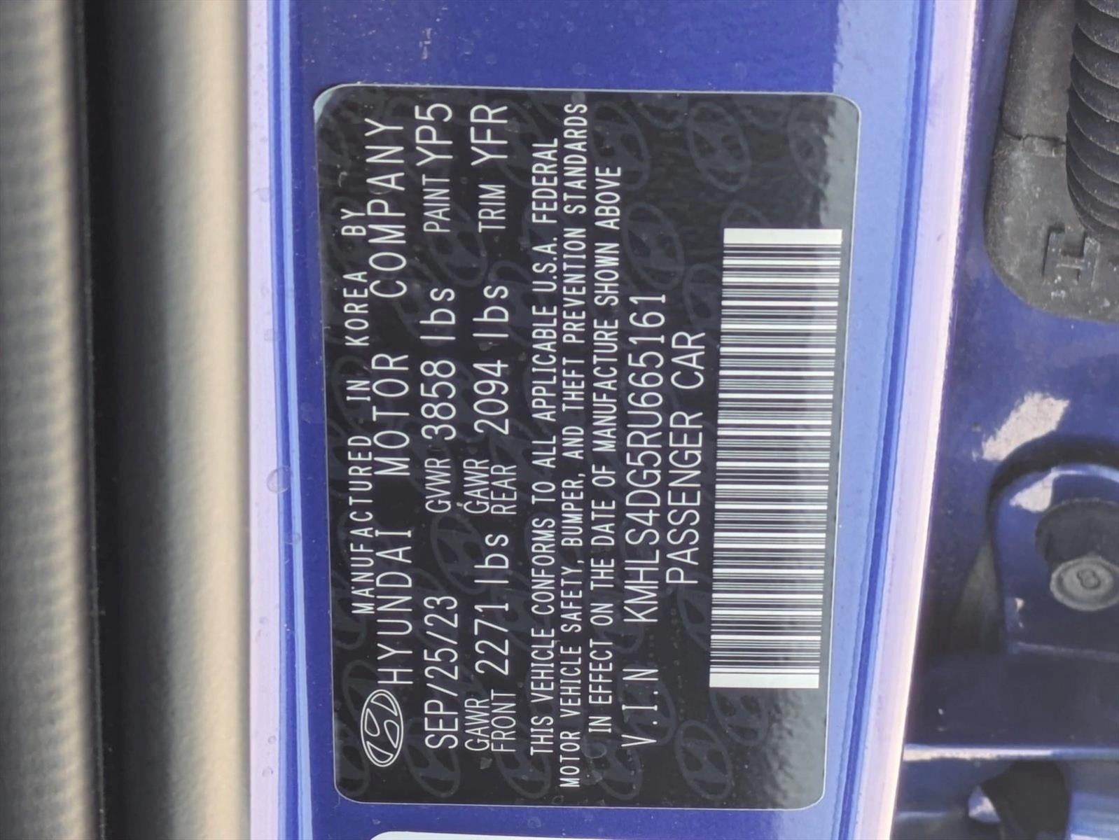 2024 Hyundai Elantra SEL IVT