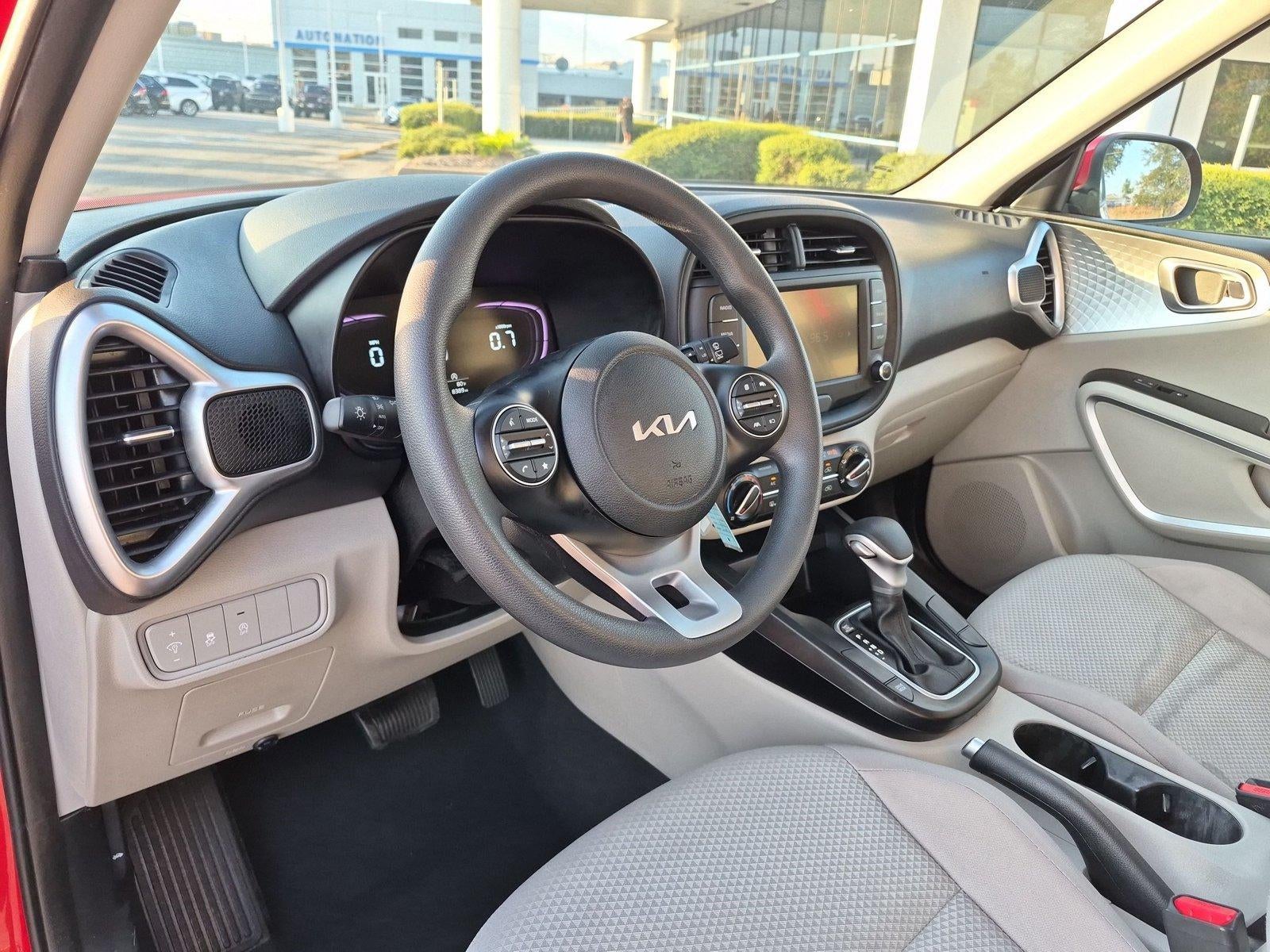 2025 Kia Soul LX FWD