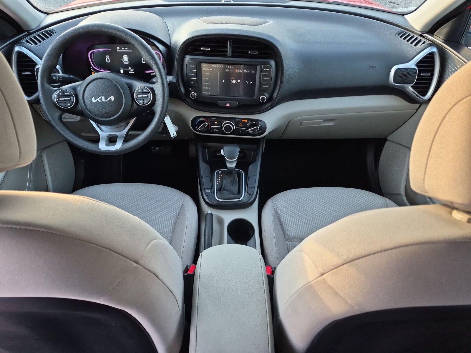 2025 Kia Soul LX FWD