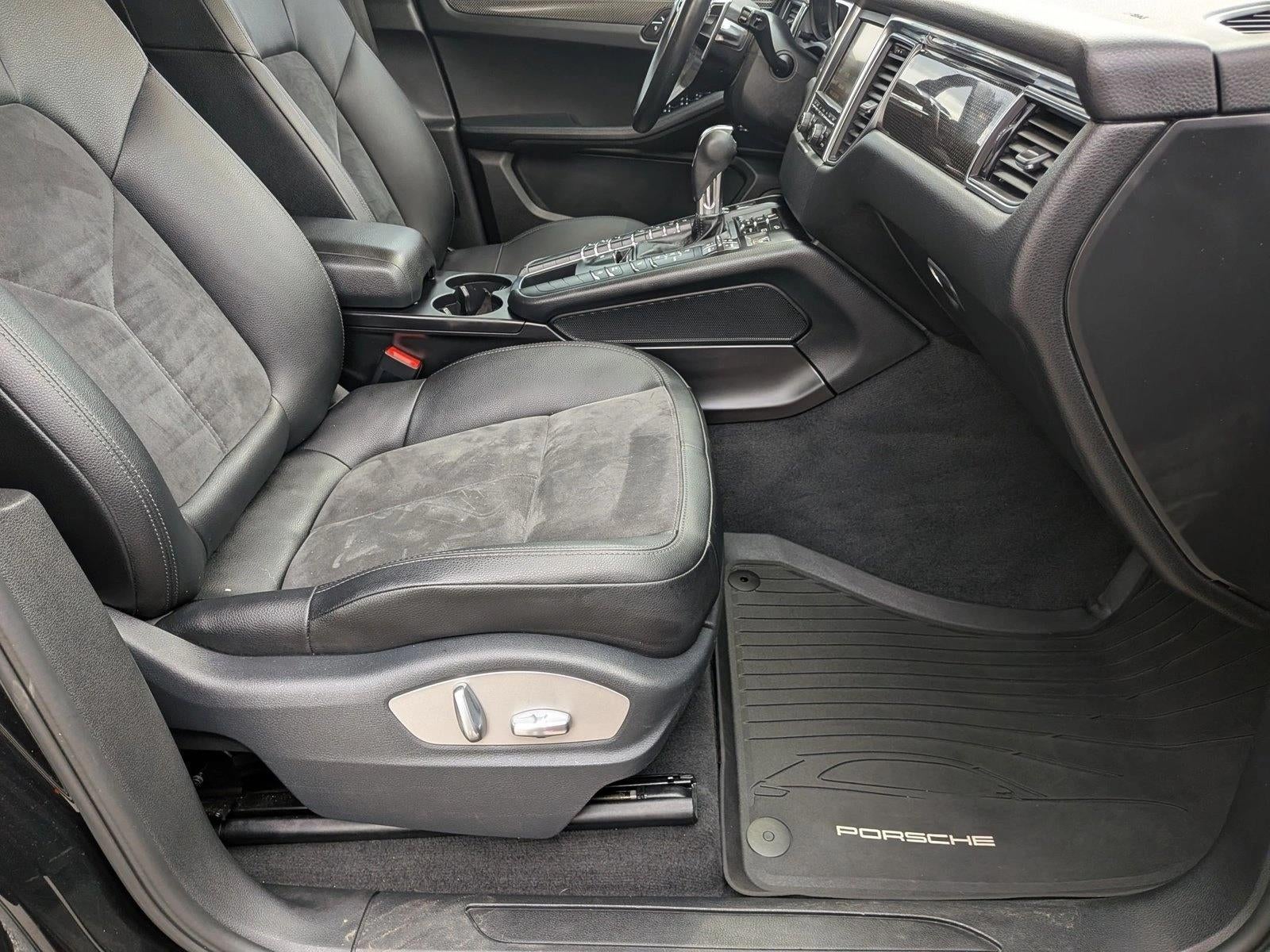 2016 Porsche Macan AWD 4dr S