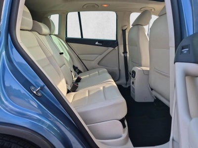 2017 Volkswagen Tiguan 2.0T Wolfsburg Edition FWD