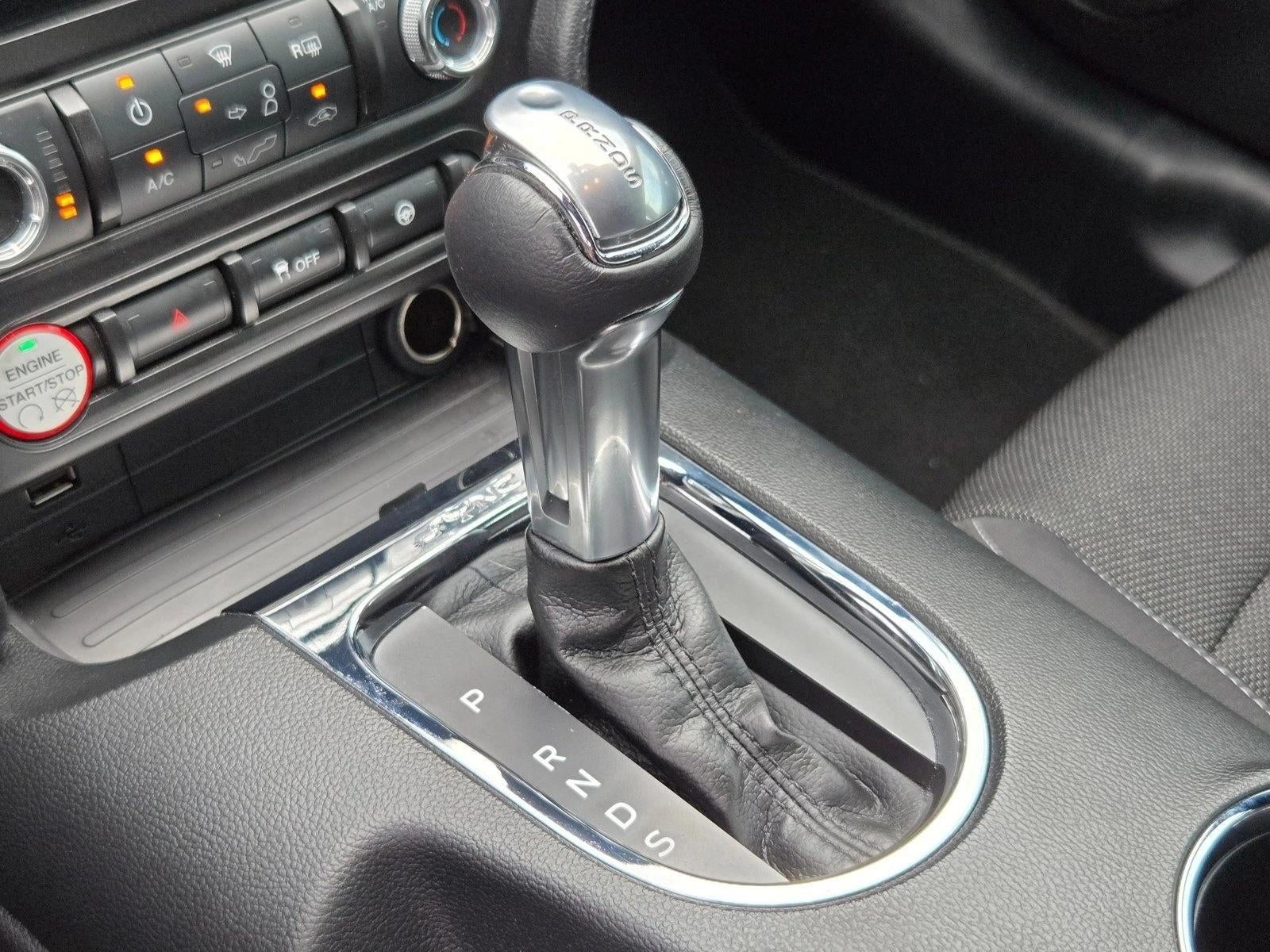 2016 Ford Mustang V6
