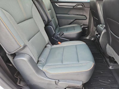 2024 GMC Acadia AT4
