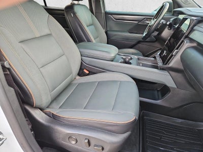 2024 GMC Acadia AT4