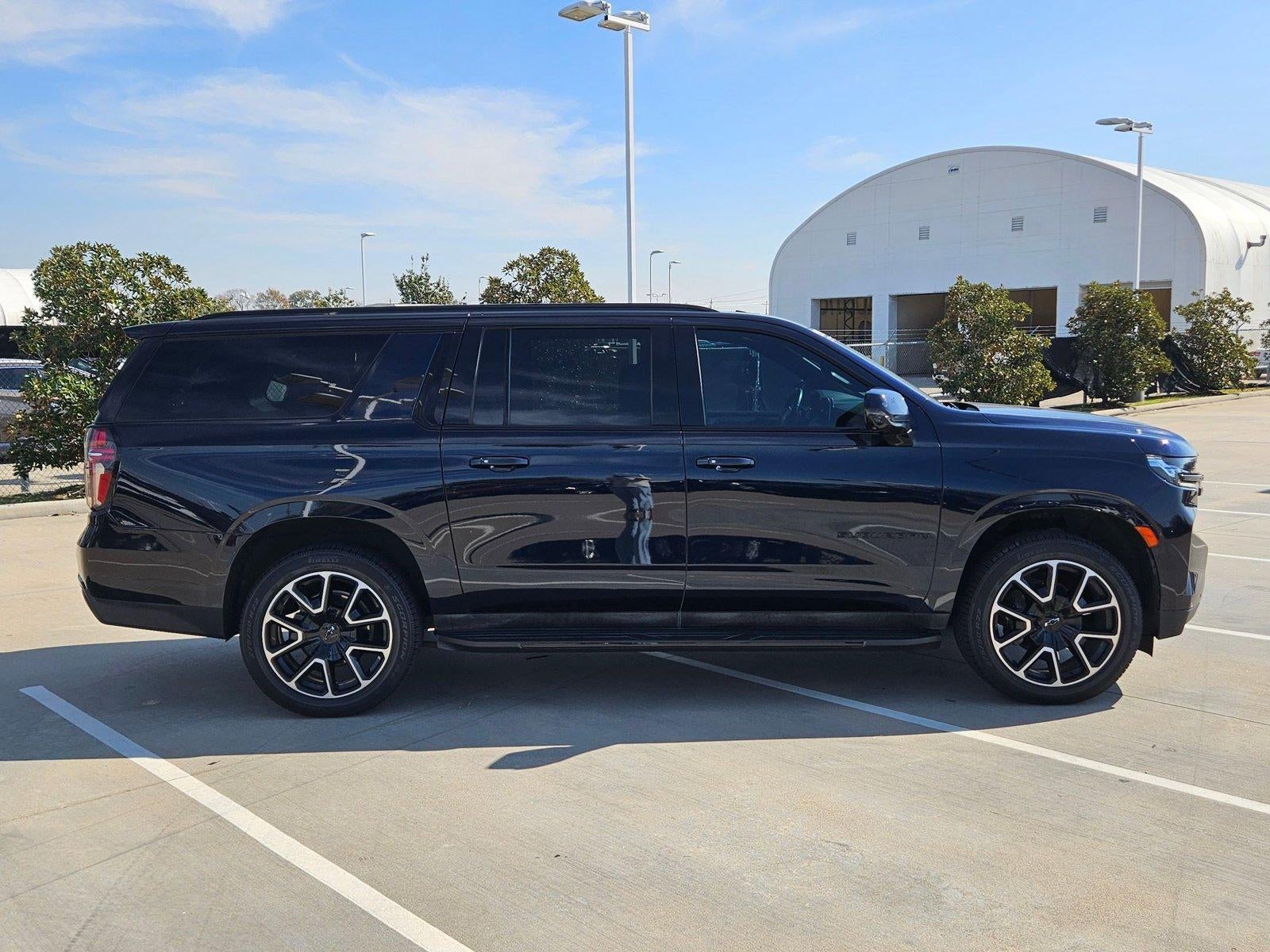 2024 Chevrolet Suburban RST