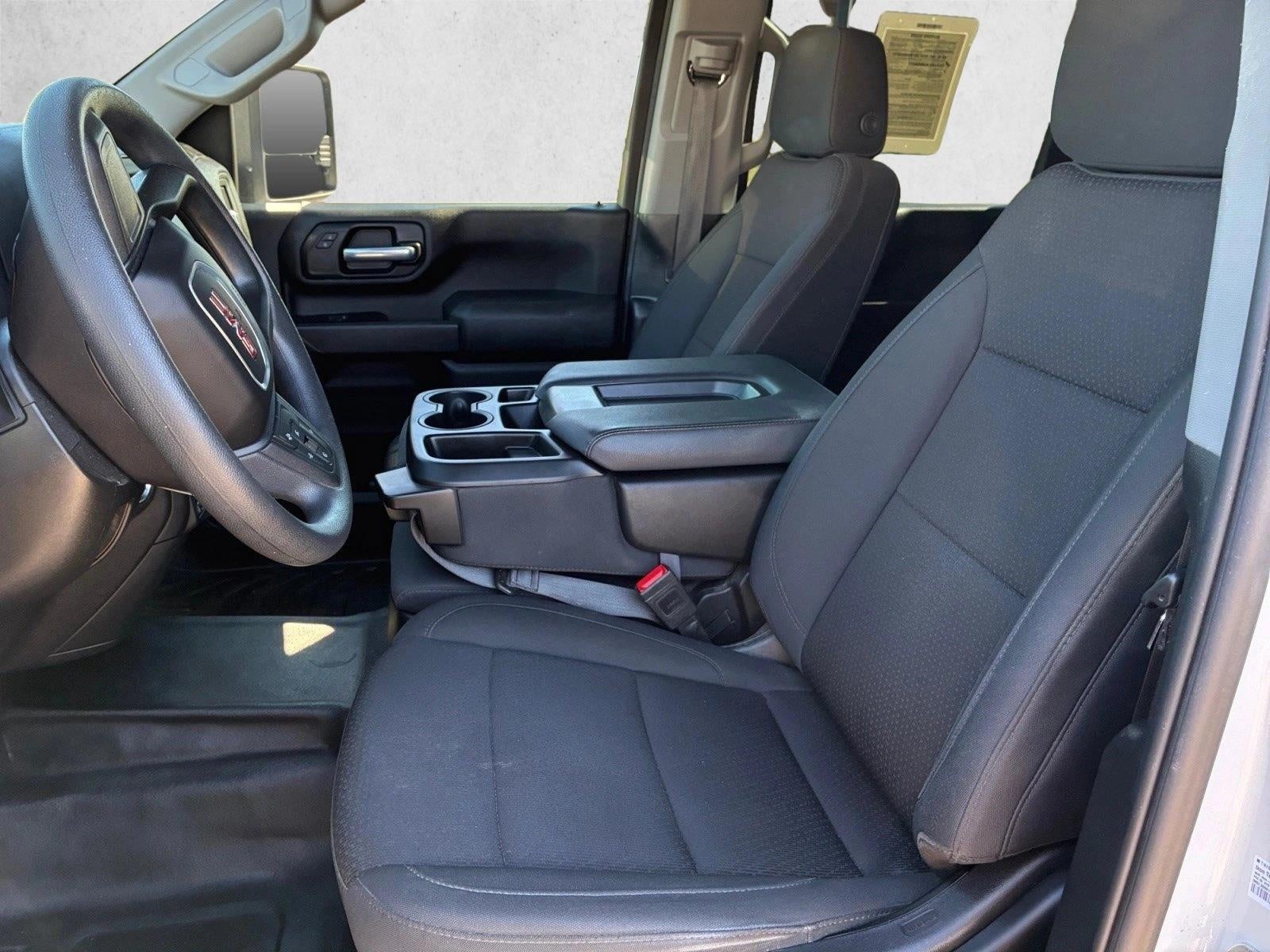 2025 GMC Sierra 2500 HD Pro